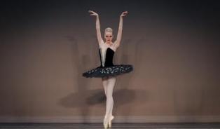 Embedded thumbnail for Sarah Lapointe - &amp;quot;Odile Variation from Swan Lake&amp;quot;