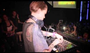 Embedded thumbnail for  Ruby Rose, Gary Go - Guilty Pleasure 